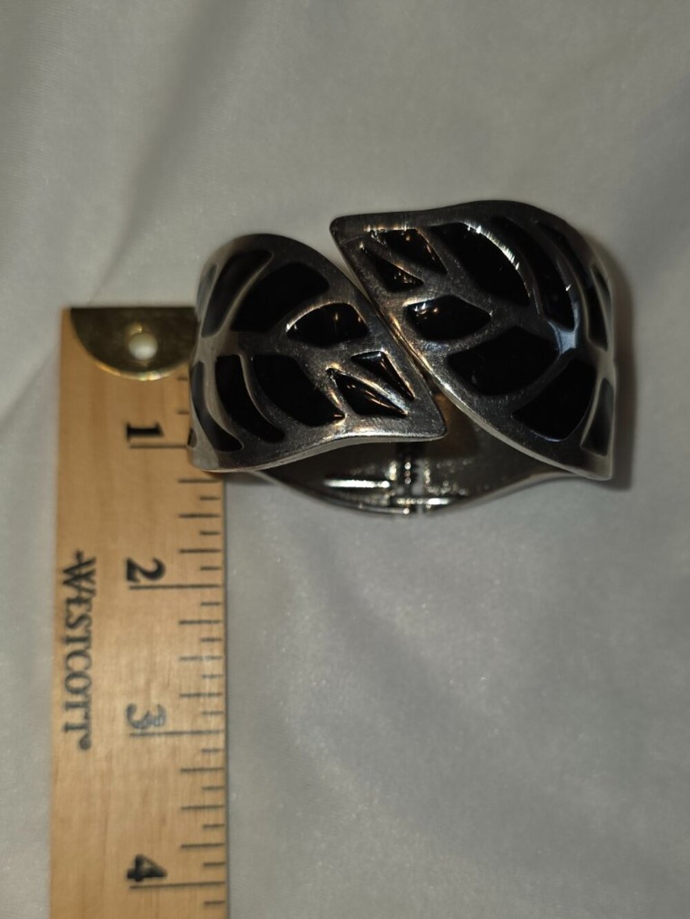 Cuff Bracelet Silver Toned Black Leaf Design Botanical Accessory Earthy Garden - Picture 7 of 11